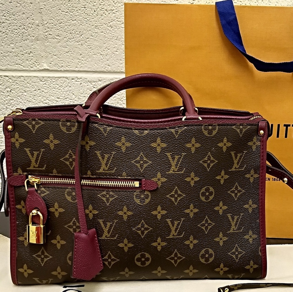 Louis Vuitton POPINCOURT

PM Monogram Bag, Raisin